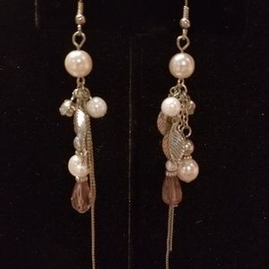 Statement earrings with pearl and pink